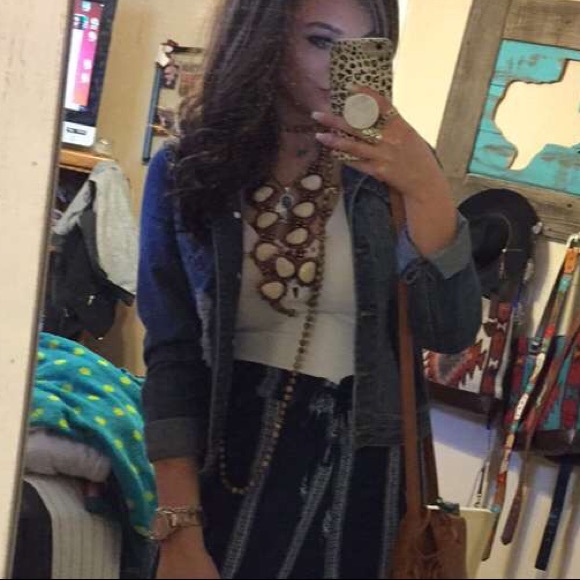 Distressed denim jacket - Picture 4 of 5